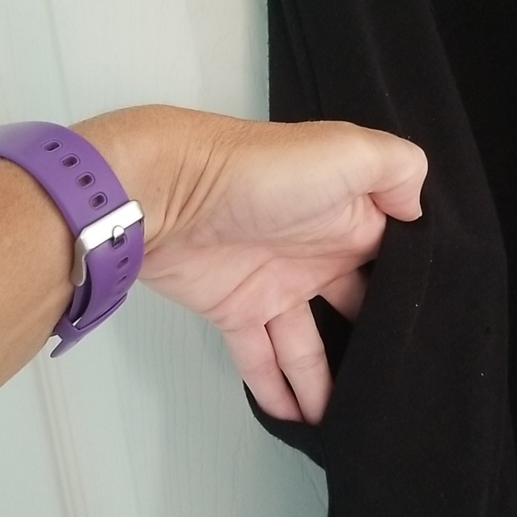 Black v neck mid length dress with pockets Small - Picture 4 of 4